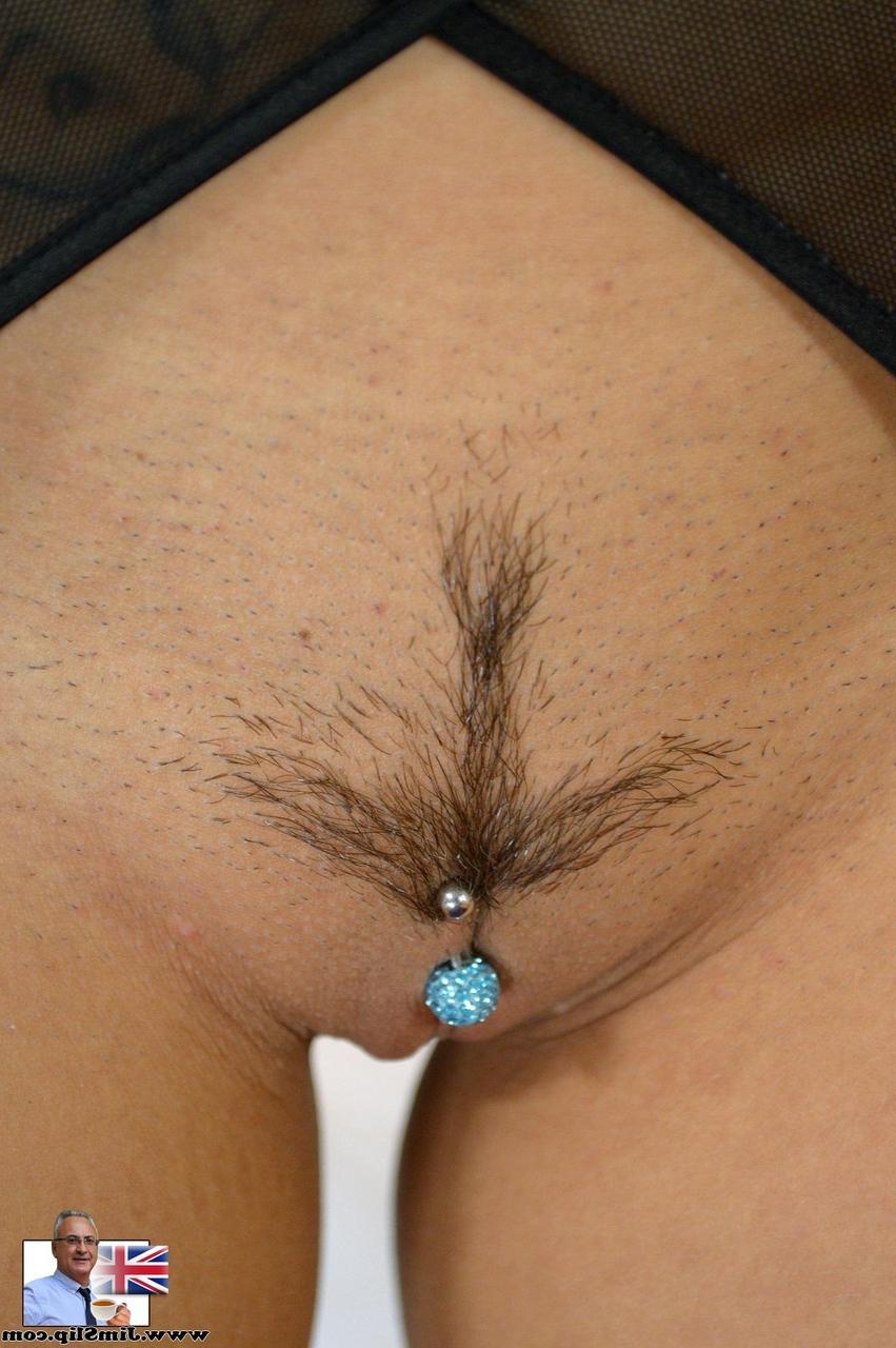 17P Impresionante rubia con grandes tetas Blanche Bradburry monta la polla de un viejo