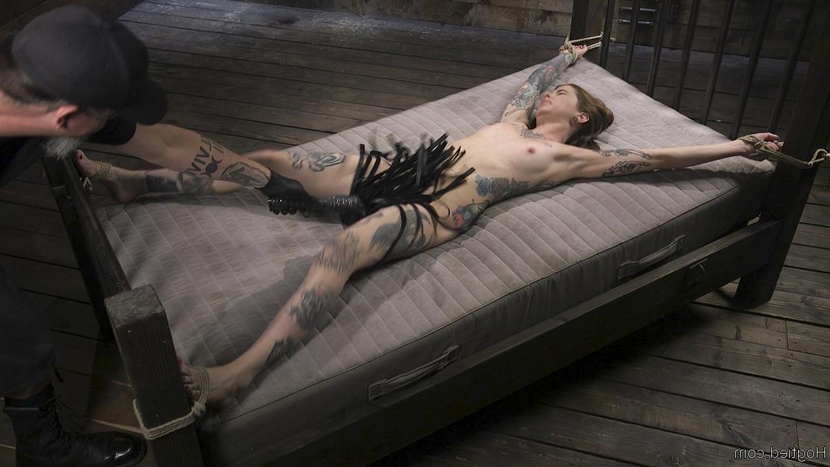 20P Hogtied Krysta Kaos, o Papa