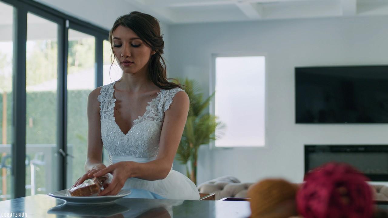 20P Pure Taboo Reagan Foxx, Nathan Bronson, Maya Woulfe