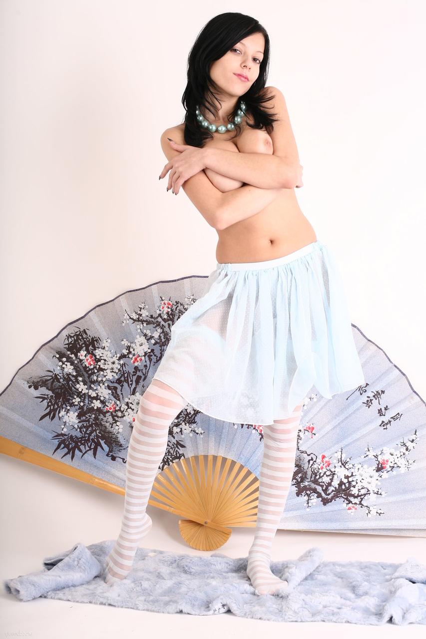 20P Erotic Beauty Denara
