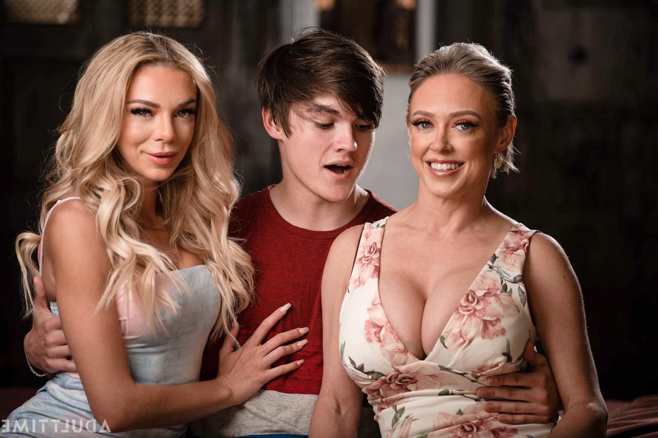 20P MILF Dee Williams schools her stepson and her daughter Tiffany Watson