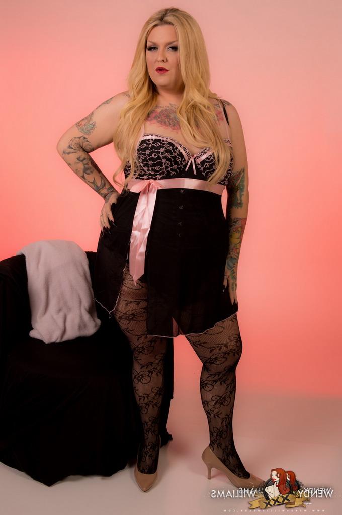 12P Wendy Williams XXX interpretada por Khloe Parsons Naked Gallery