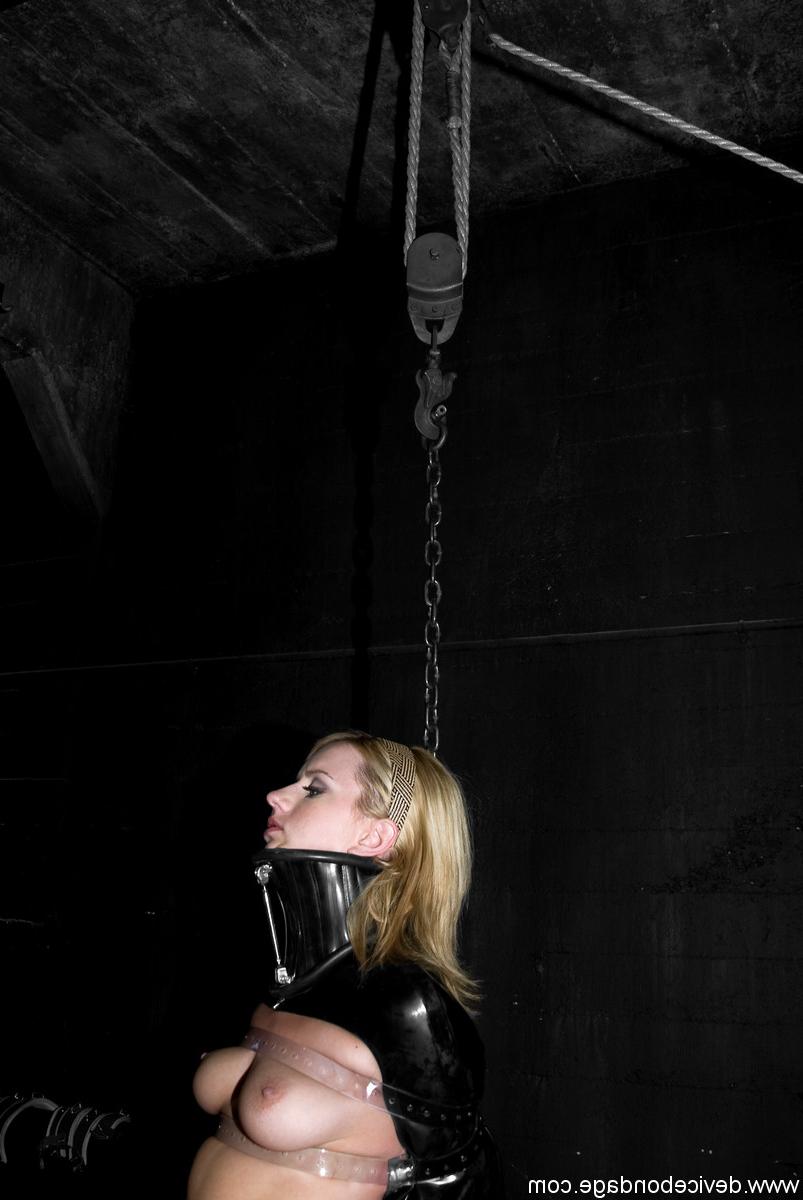 20P Dispositivo Bondage Lexi Belle