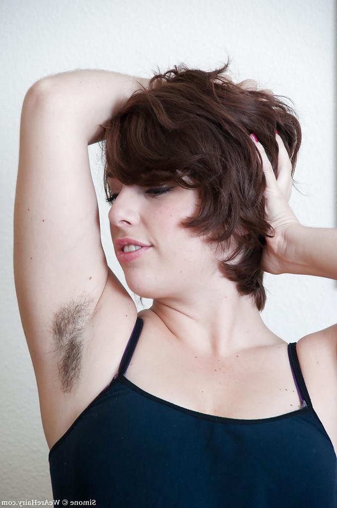16P Pretty chubby babe exposing her hairy armpits and spreading her legs