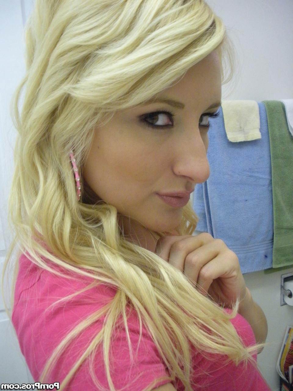 20P Pretty blonde Mallory Rae Murphy caught with pierced tiny tits & ass naked