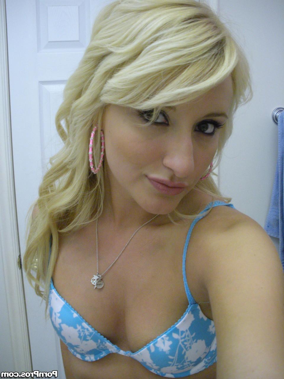 20P Pretty blonde Mallory Rae Murphy caught with pierced tiny tits & ass naked