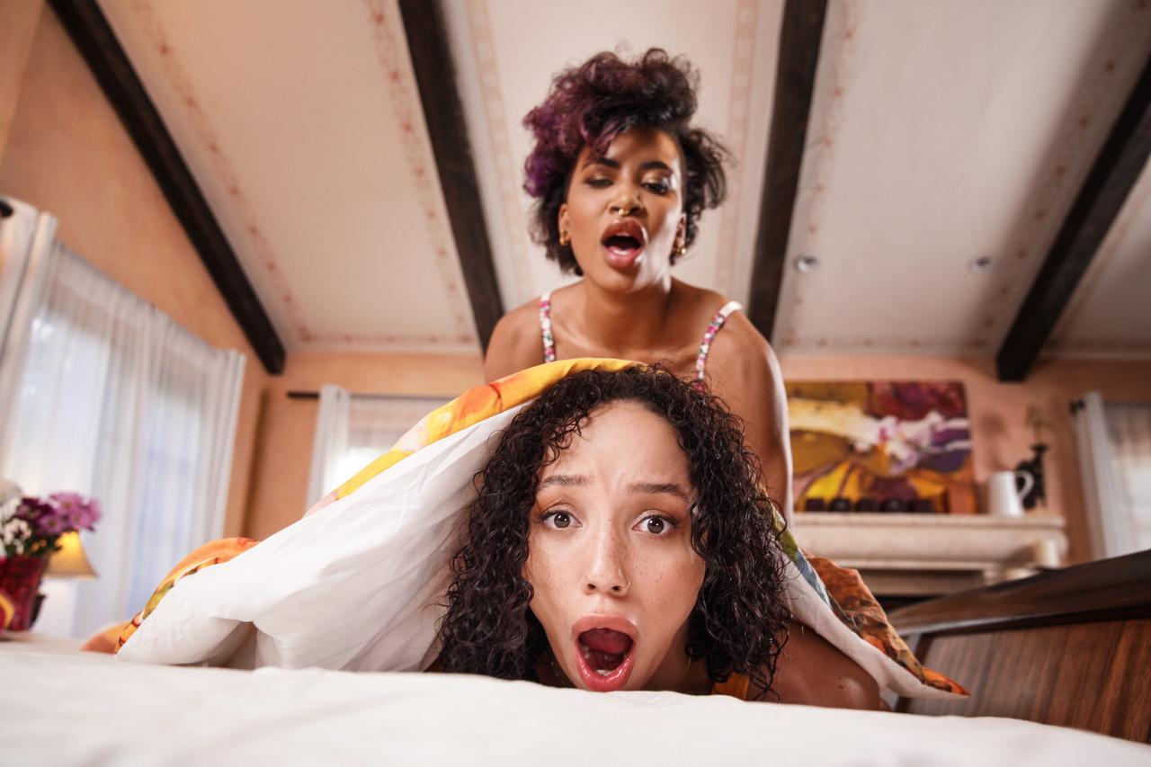 15P Twistys Demi Sutra, Jane Wilde, Alexis Tae