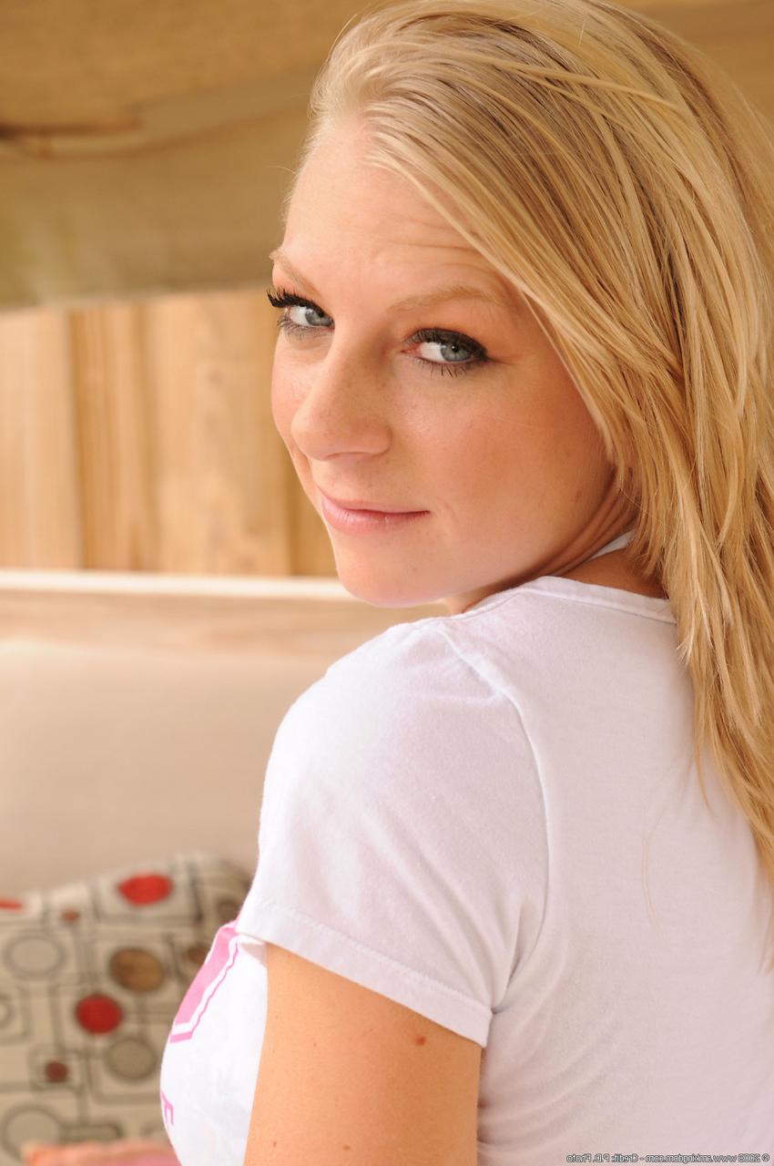 20P ATK Archives Britney Brooks