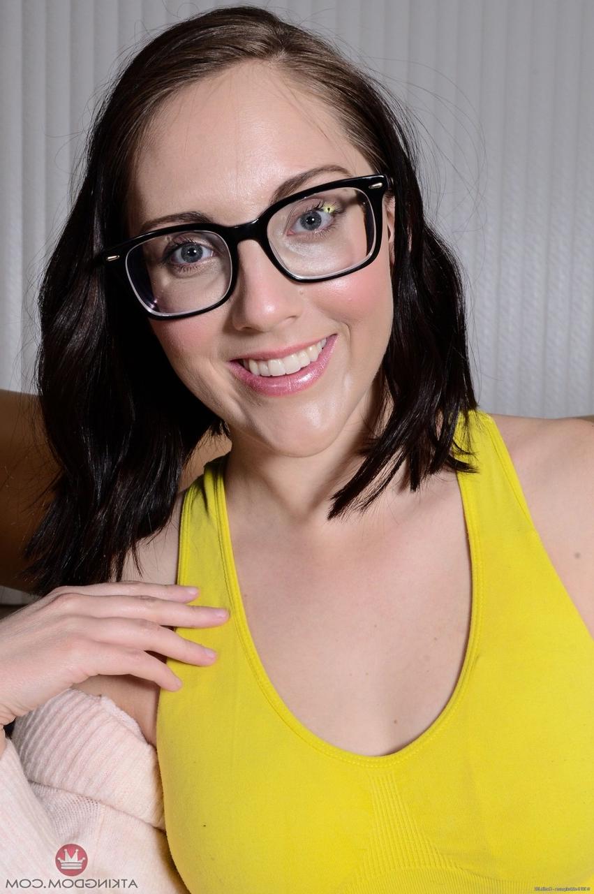 20P Nerdy brunette Nickey Huntsman spreads her very hairy pussy wide open