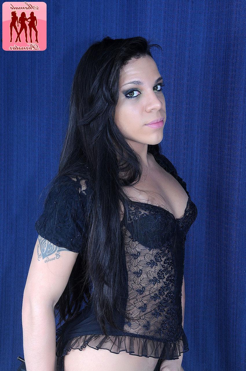 16P TGirl порнозвезда Ariane De Brito, Bruninha Almeida