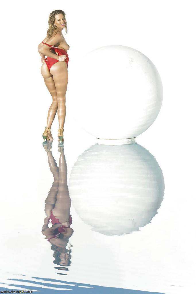 16P Mia Malkova is demonstrating her new red swimsuit in high heels