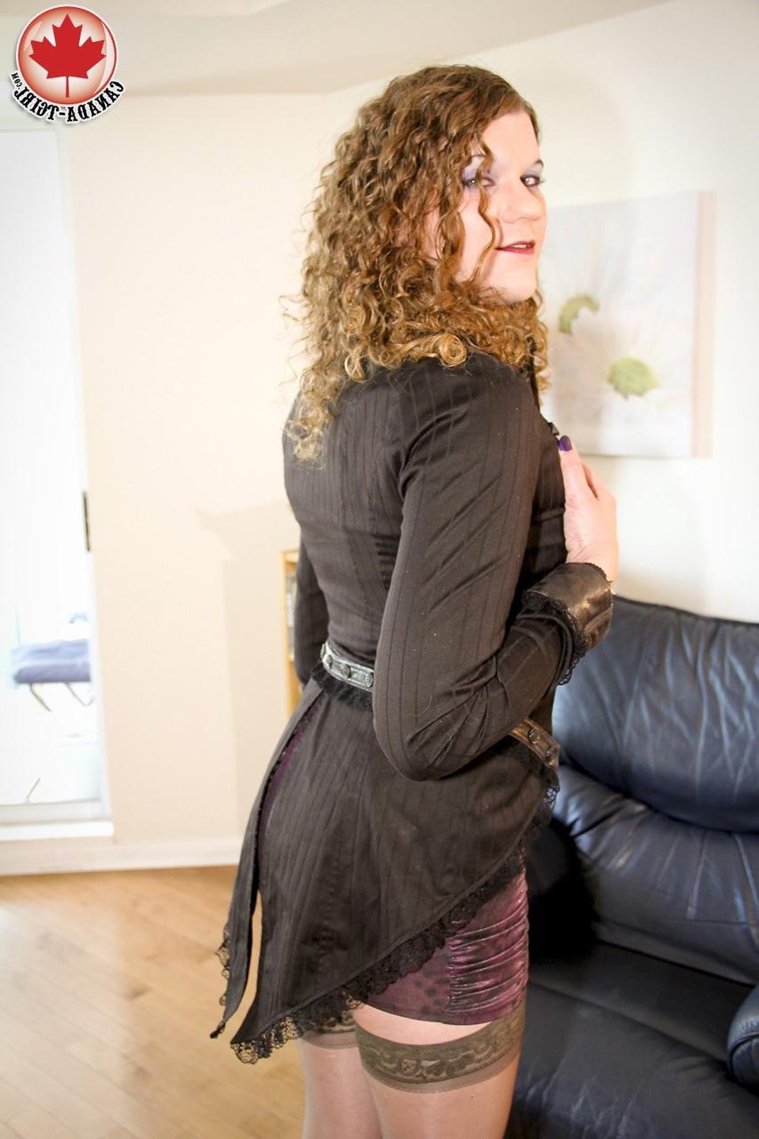 16P Canada TGirl Sylvie