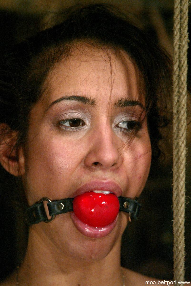 20P MILF with big boobs Isis Love endures having her nipples clamped in bondage
