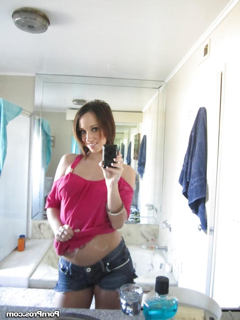 13P Cute ex-gf Jada Stevens taking mirror selfies of her big natural boobs