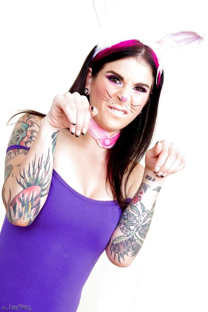 16P Frrisky tattooed hottie undressing and playing with a butt plug