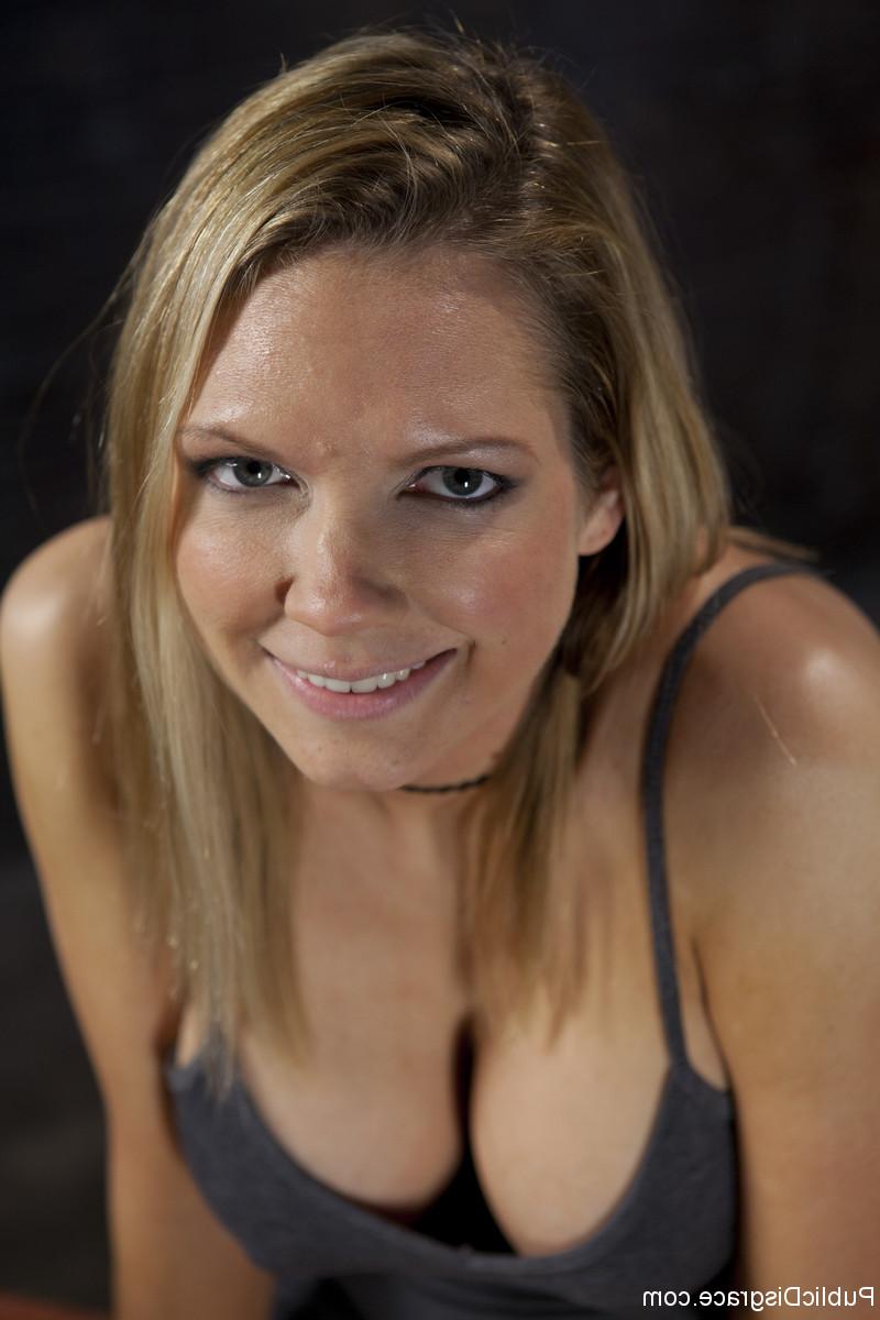 20P Public Disgrace Mr Pete, Princess Donna Dolore, Rain DeGrey