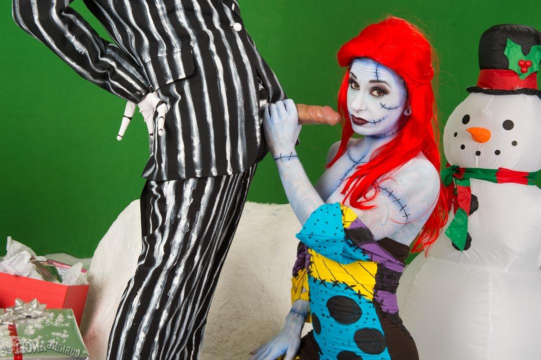 17P Le putain de cauchemar de Joanna Angel et Small Hands se transforme en sexe sauvage