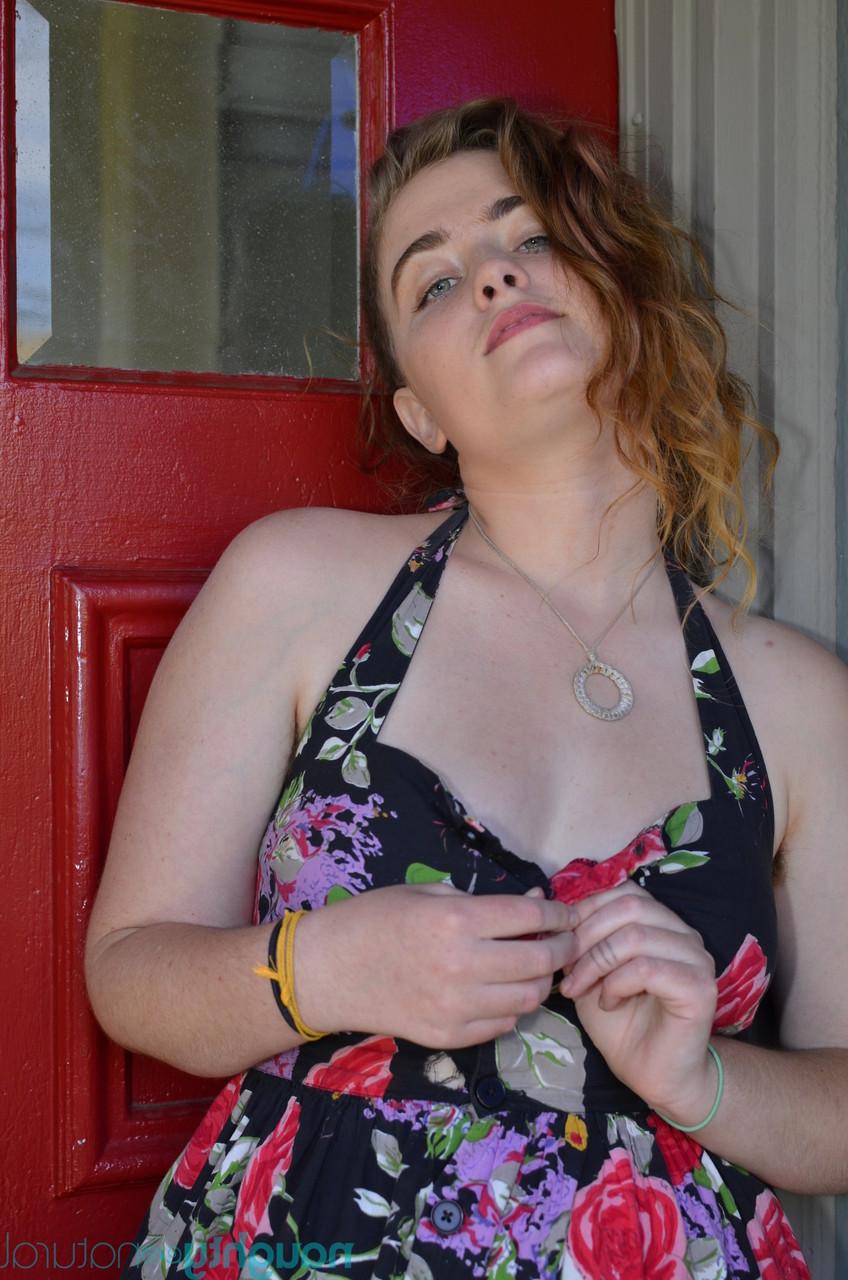 20P Sweet babe with a big ass Moth takes off her dress and flaunts her bush