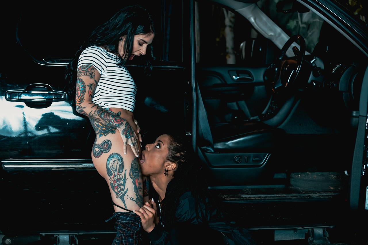 20P Parque Digital Kira Noir, Joanna Angel