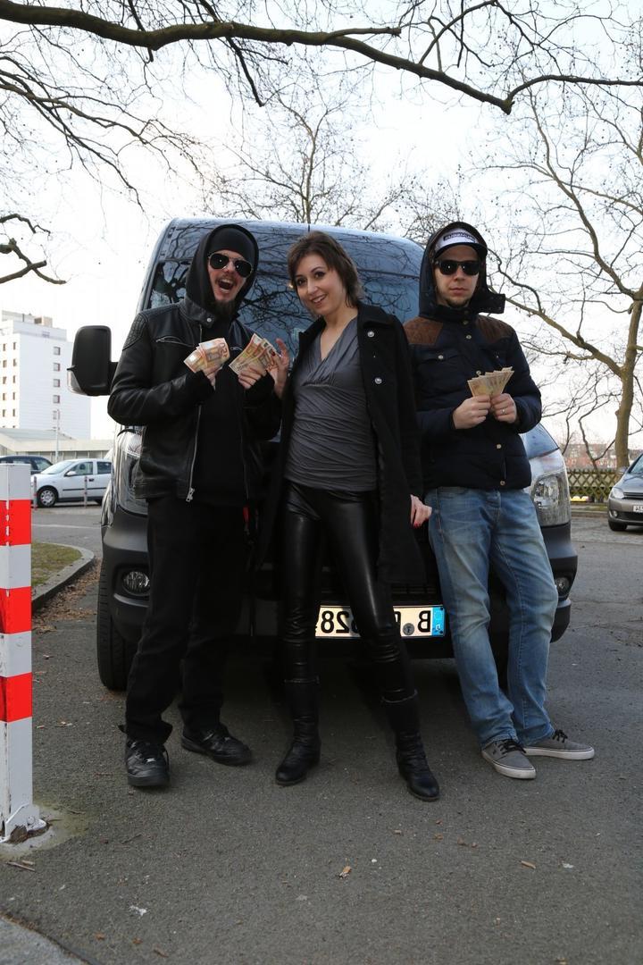 16P Hardcore Czech slut opens wide for big black cock & creampie in backseat IR