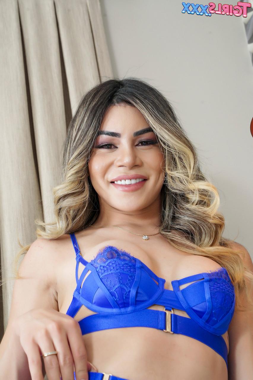 16P TGirls XXX Gabi Lins