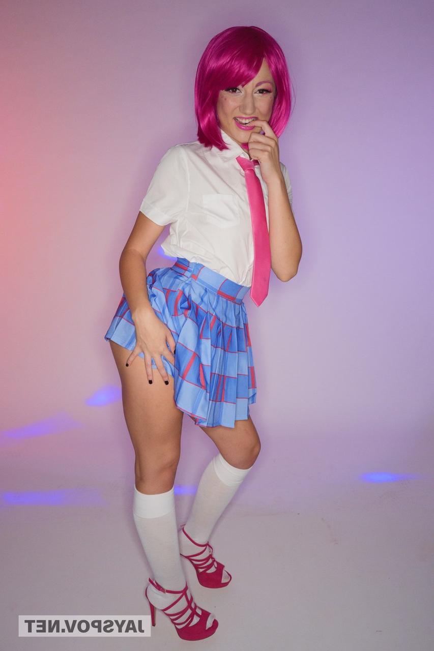 20P Cute babe with a pink wig Lily Adams unveils her suckable titties & hot pussy
