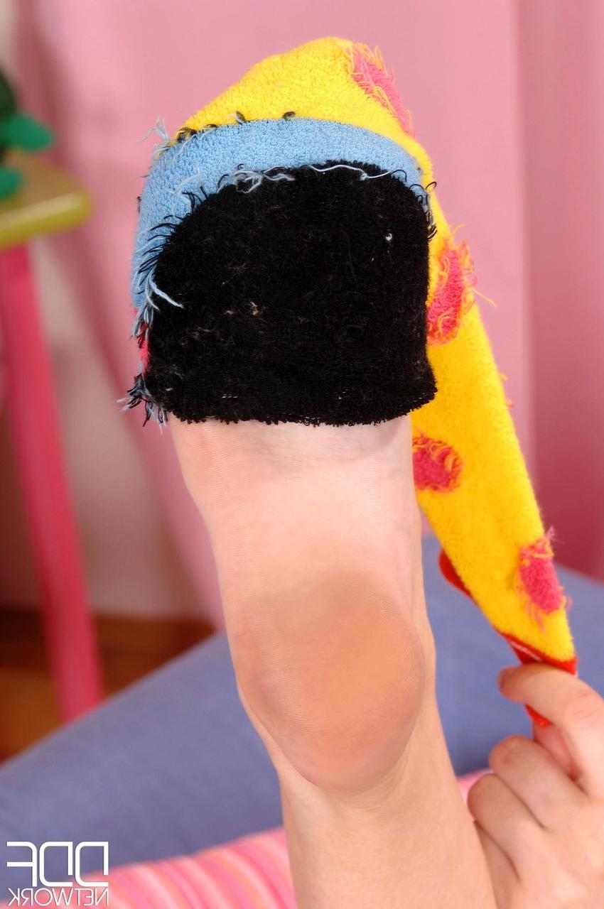 20P Hot Legs And Feet Alin X