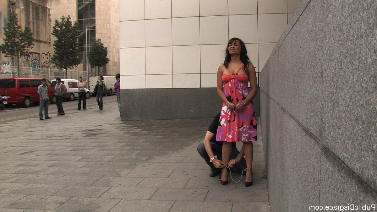 20P Public Disgrace Dunia Montenegro, Steve Holmes