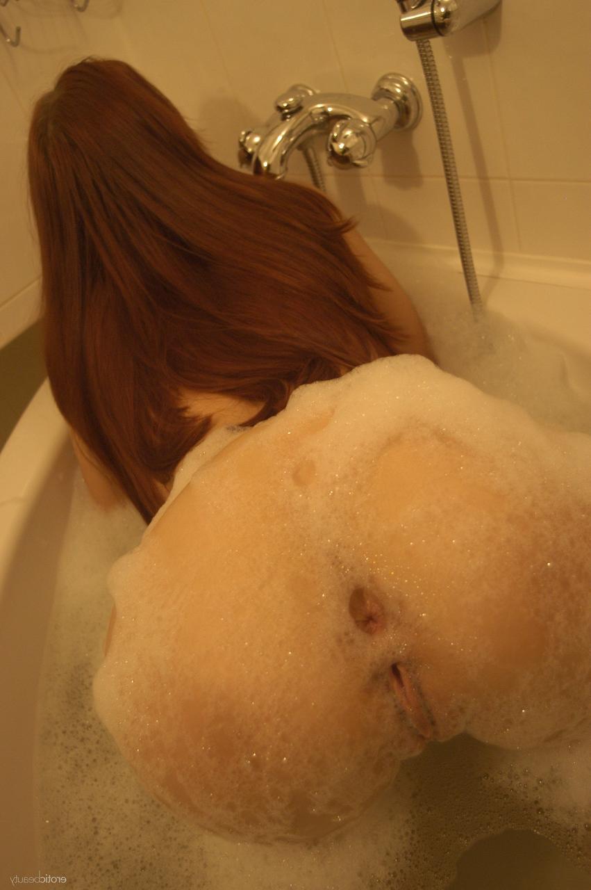 20P Erotic Beauty Julia F