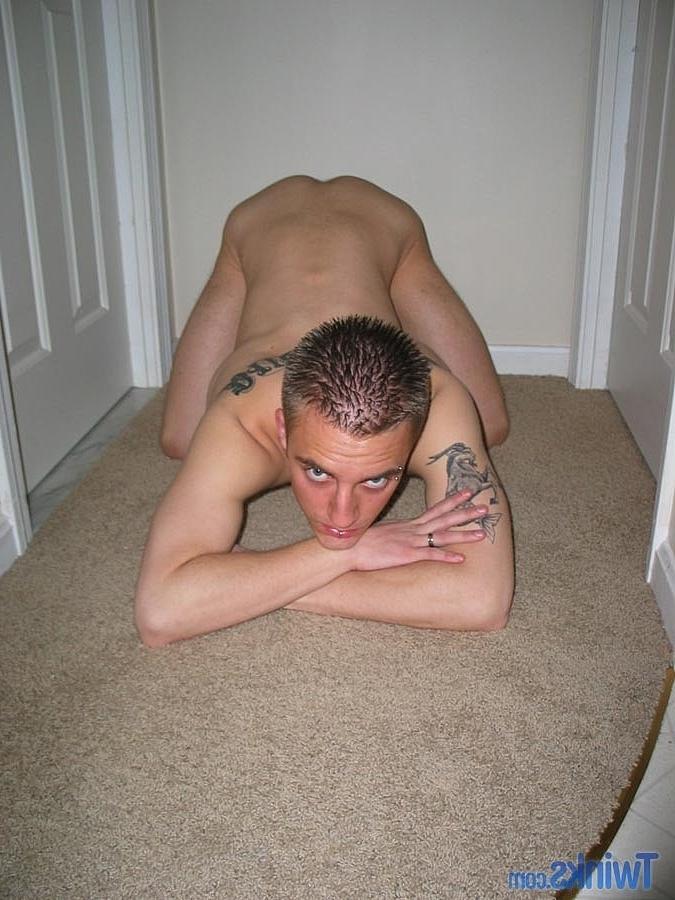 20P Hot twink strips completely naked & jerks his big dick in a hot solo
