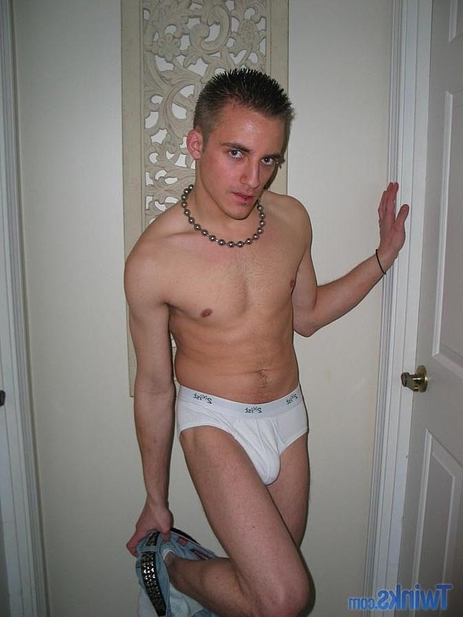 20P Hot twink strips completely naked & jerks his big dick in a hot solo