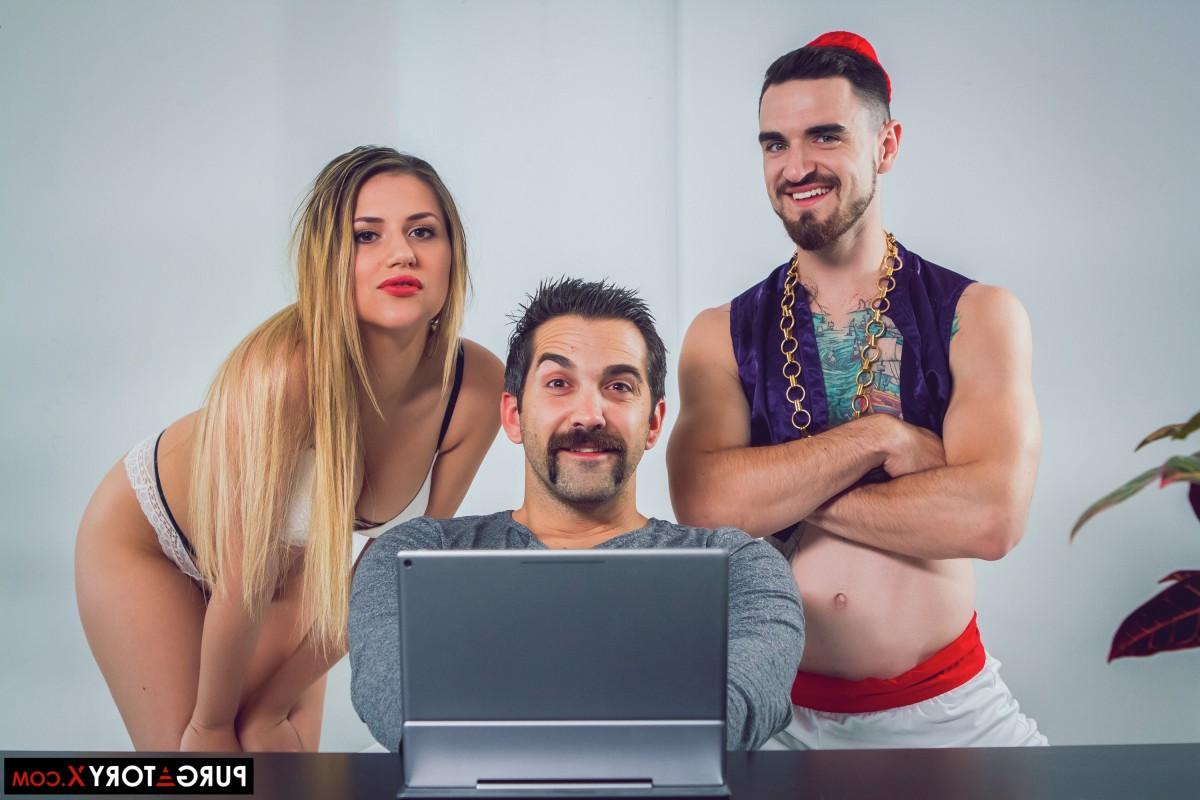 20P La sexy rubia Vanessa Sierra evoca a un hombre para follar gracias a un genio