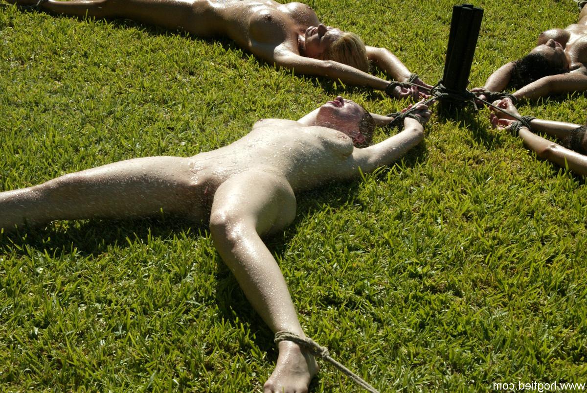 20P Naked MILFs in rope bondage get punished with vibrators outdoors