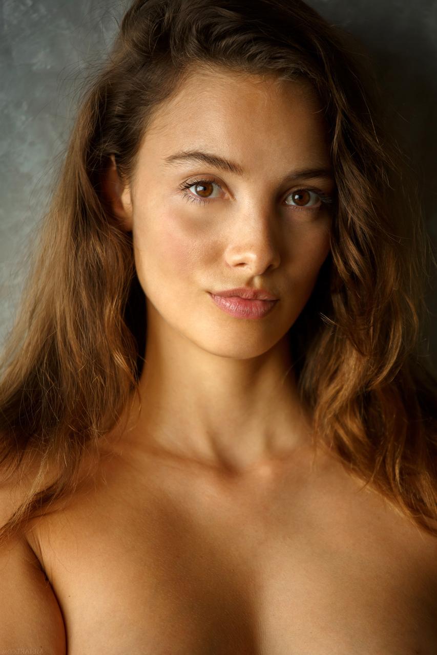 20P Gorgeous babe Calypso shows off her big booty and her sweet teen tits
