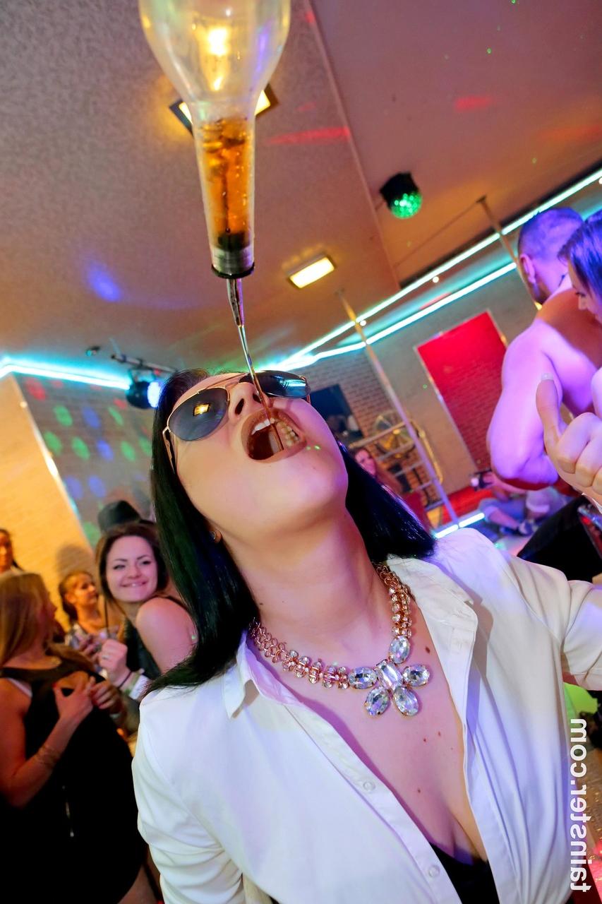 15P Party girls suck cocks inside a club after getting inebriated