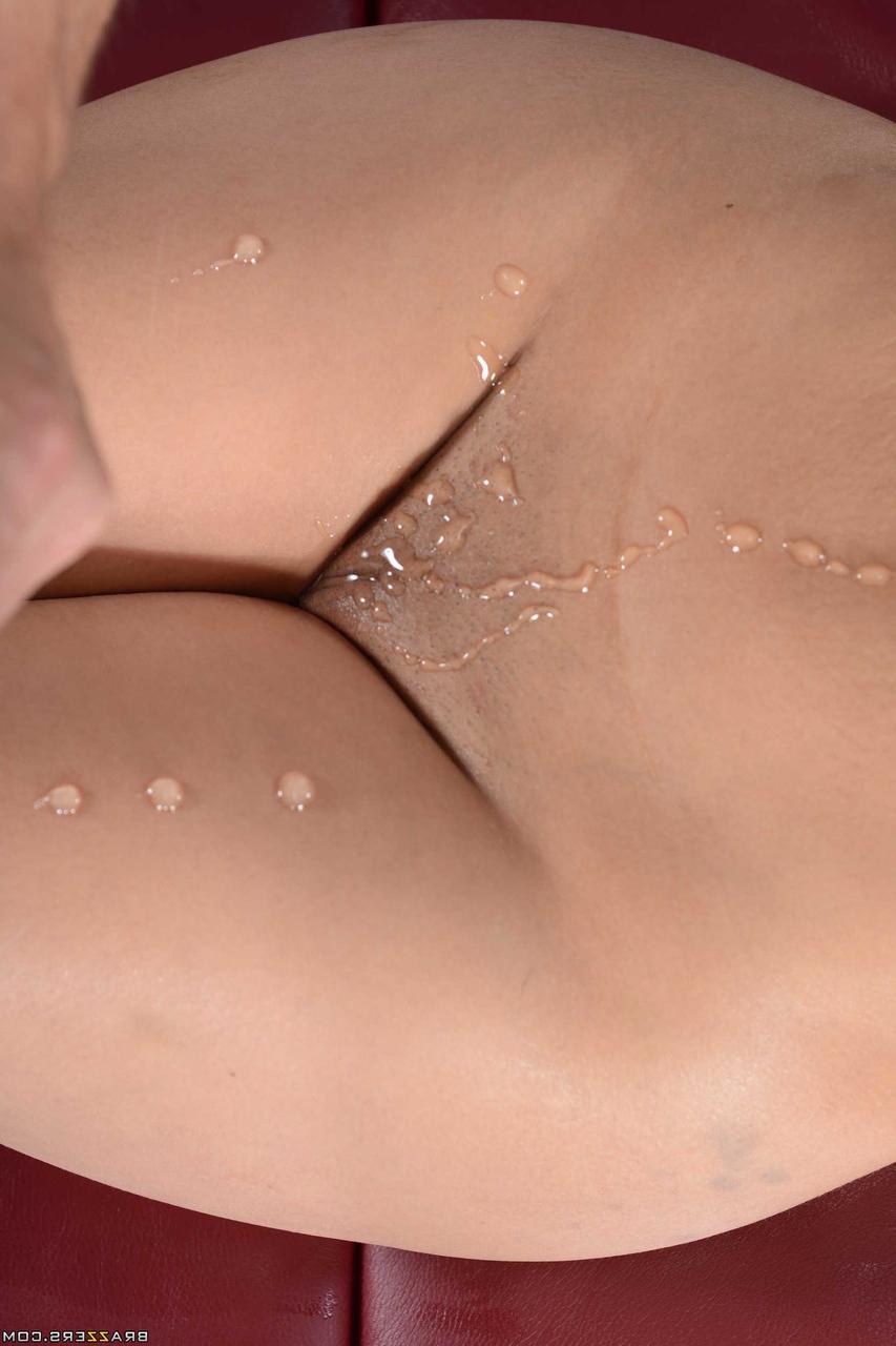 20P Kinky Latina Diamond Kitty fica anal fodida por seu massagista licencioso e pendurado