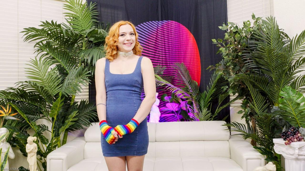 20P Böser Engel Nade Nasty, Riley Jean