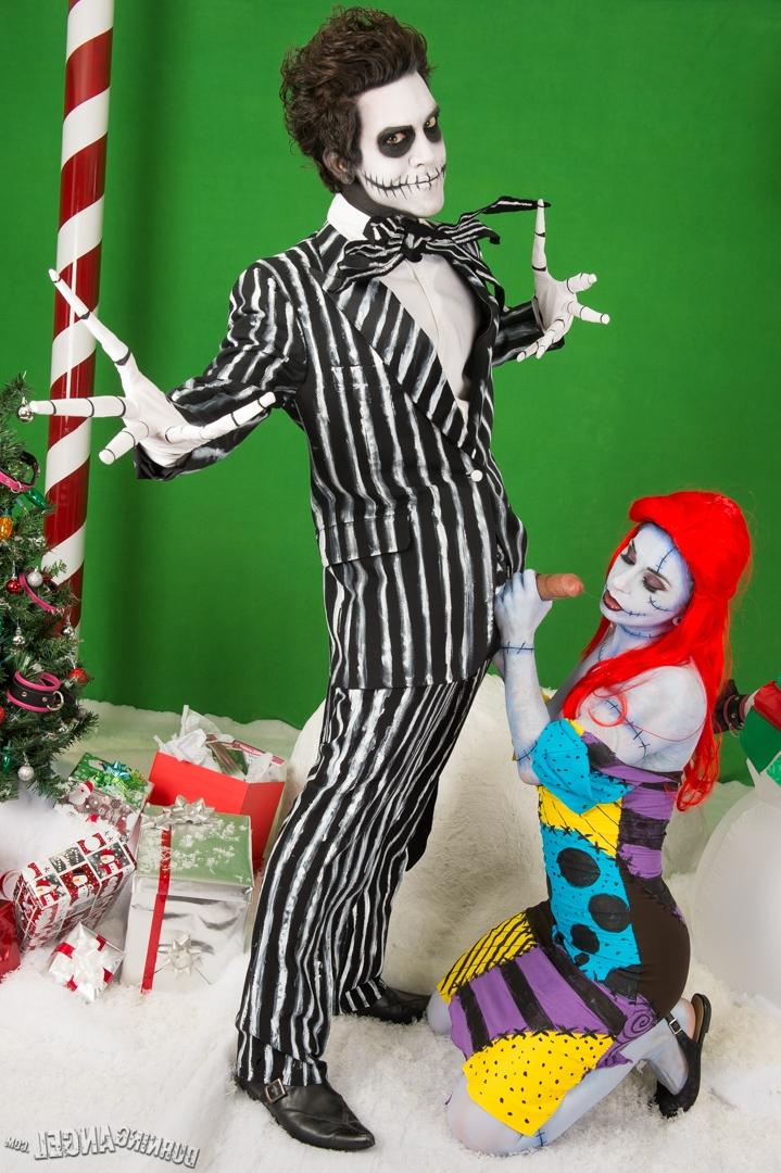 17P Cosplay deslumbrante fodendo com a garota emo de bunda grande e tesão Joanna Angel