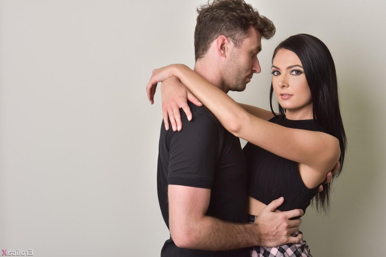 20P Cute girlfriend Marley Brinx flaunting her firm natural tits & petite body