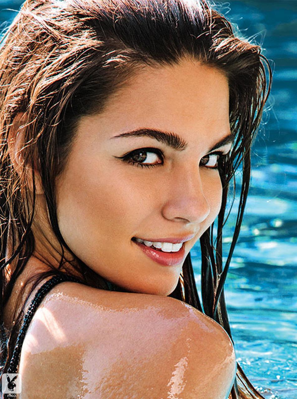 16P Tall brunette Jessica Ashley gets all wet and horny at the pool