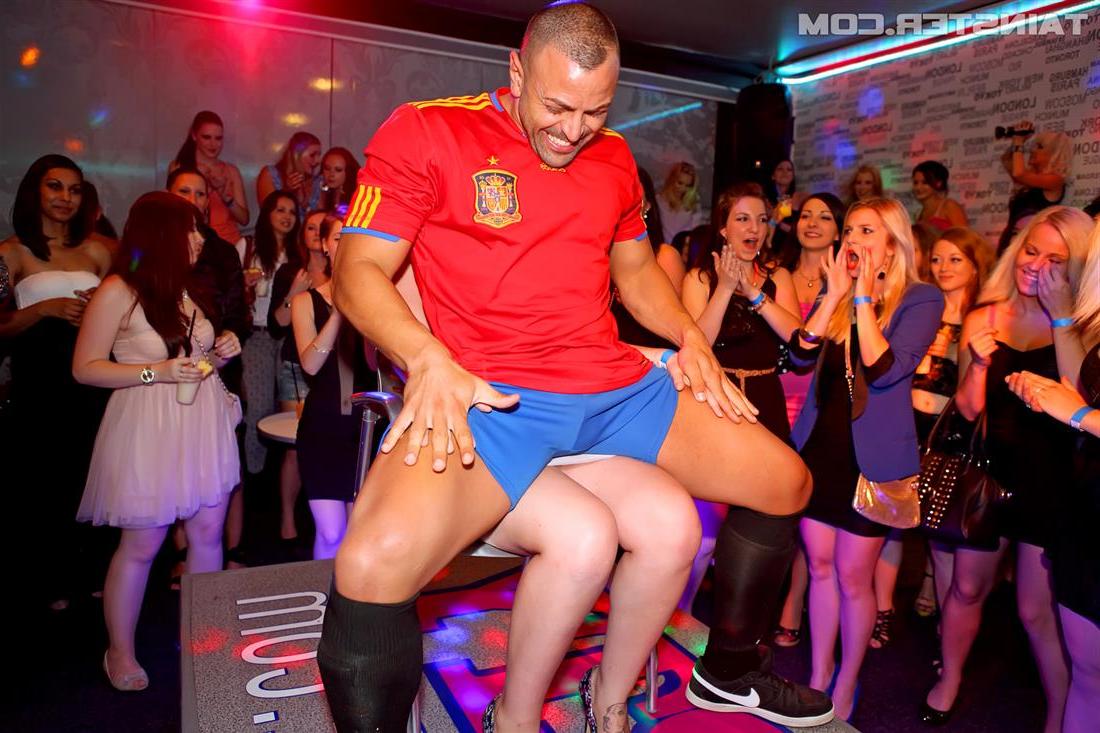 14P Party girls compete with each for a chance to suck a male stripper's cock