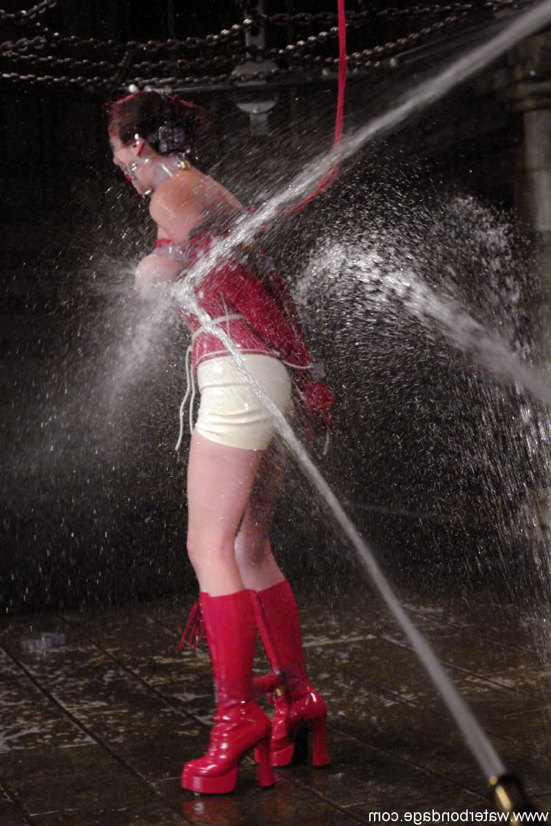 20P Busty MILF Mz Berlin in a BDSM water play session with her big tits exposed