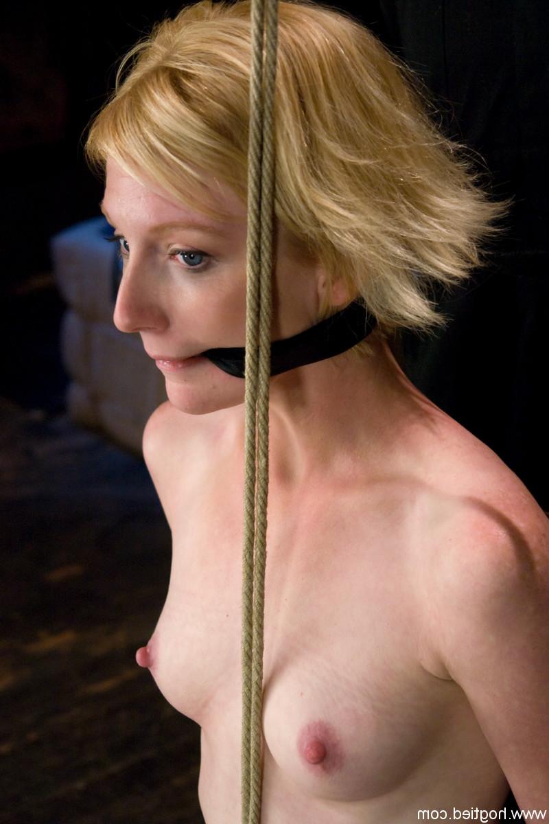20P Hogtied Alexa Lynn, Sgt Major