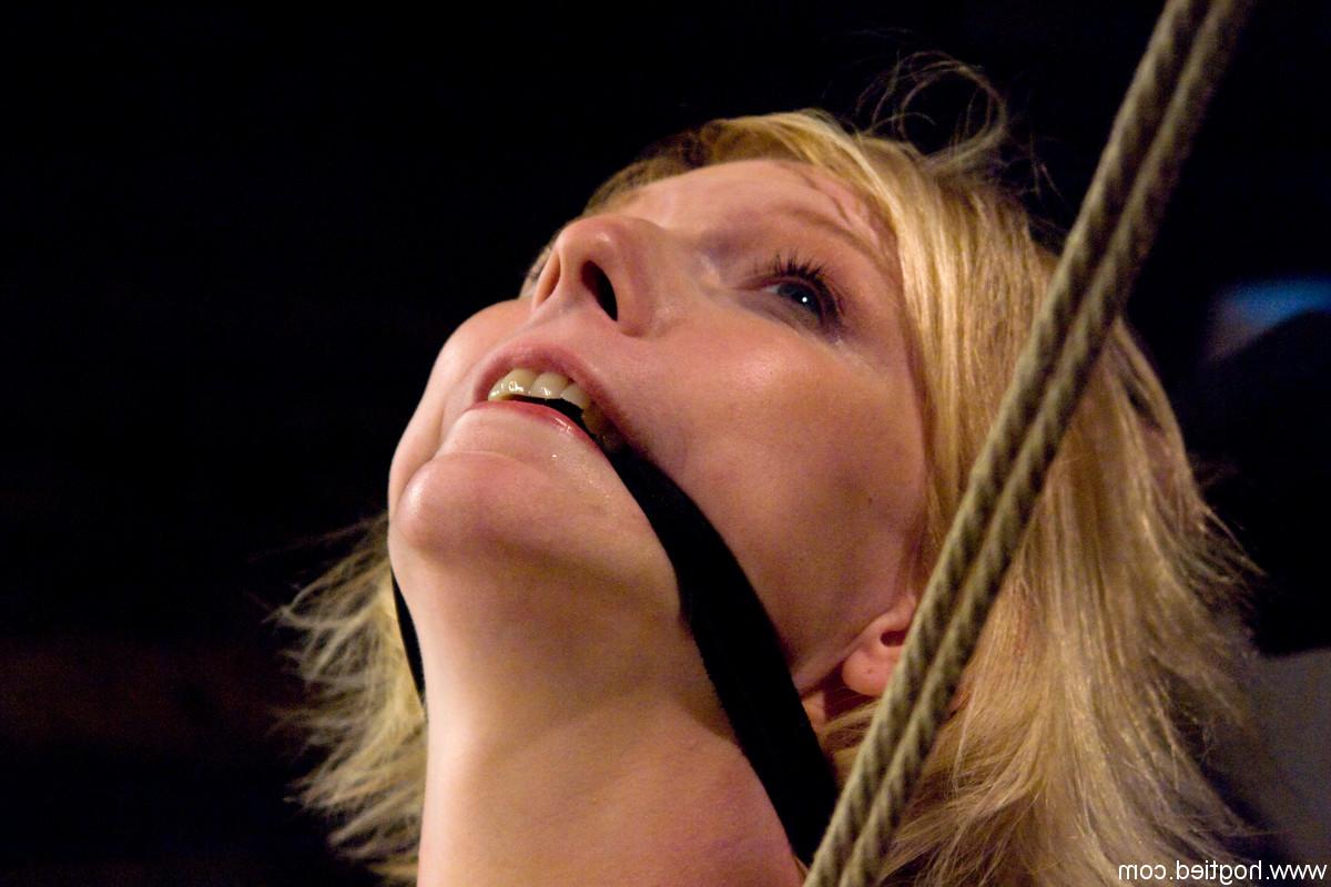 20P Hogtied Alexa Lynn, Sgt Major