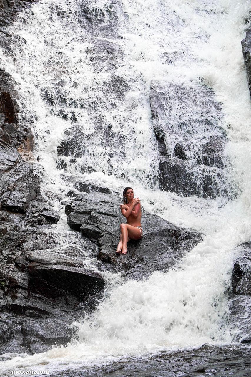 20P Sexy brunette Candice Demellza goes topless while teasing in a bikini outdoors