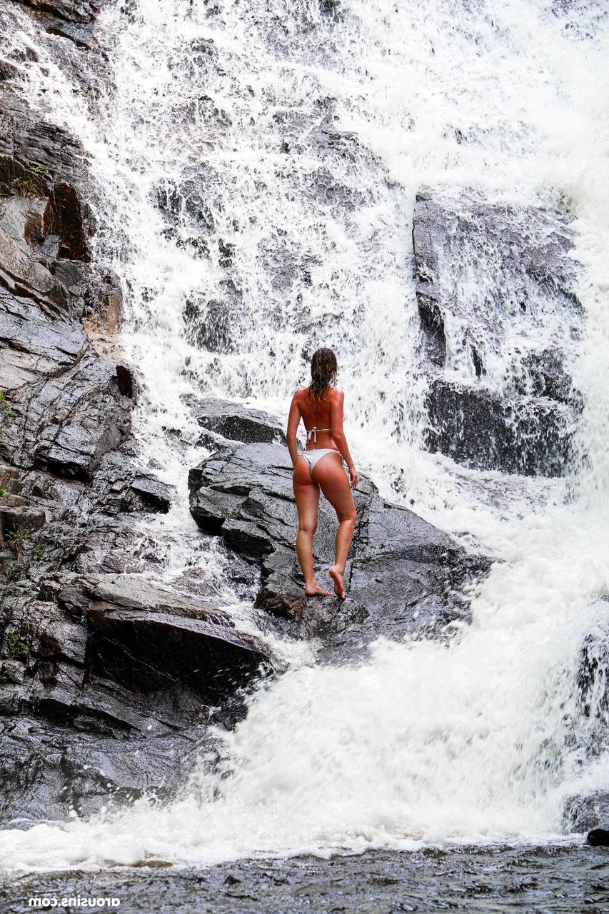 20P Sexy brunette Candice Demellza goes topless while teasing in a bikini outdoors