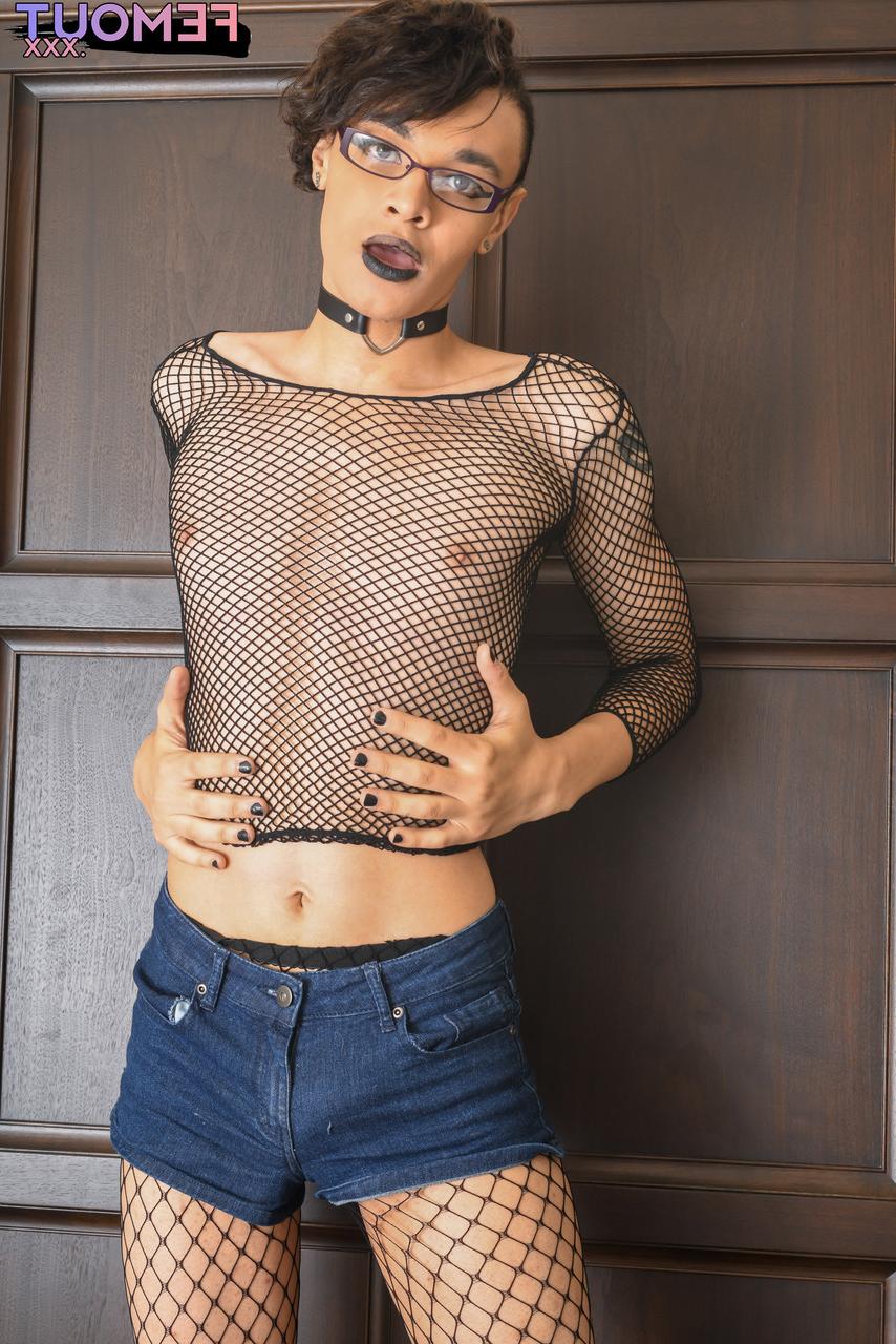 16P Femout XXX Kerri LaBouche