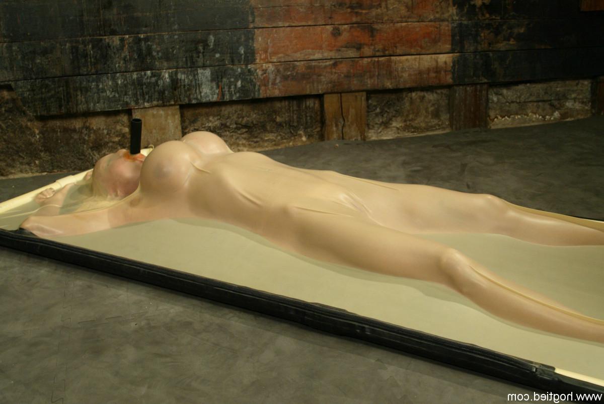 20P Loira madura com peitos grandes firmes Utah Sweet gosta de uma ação louca de BDSM
