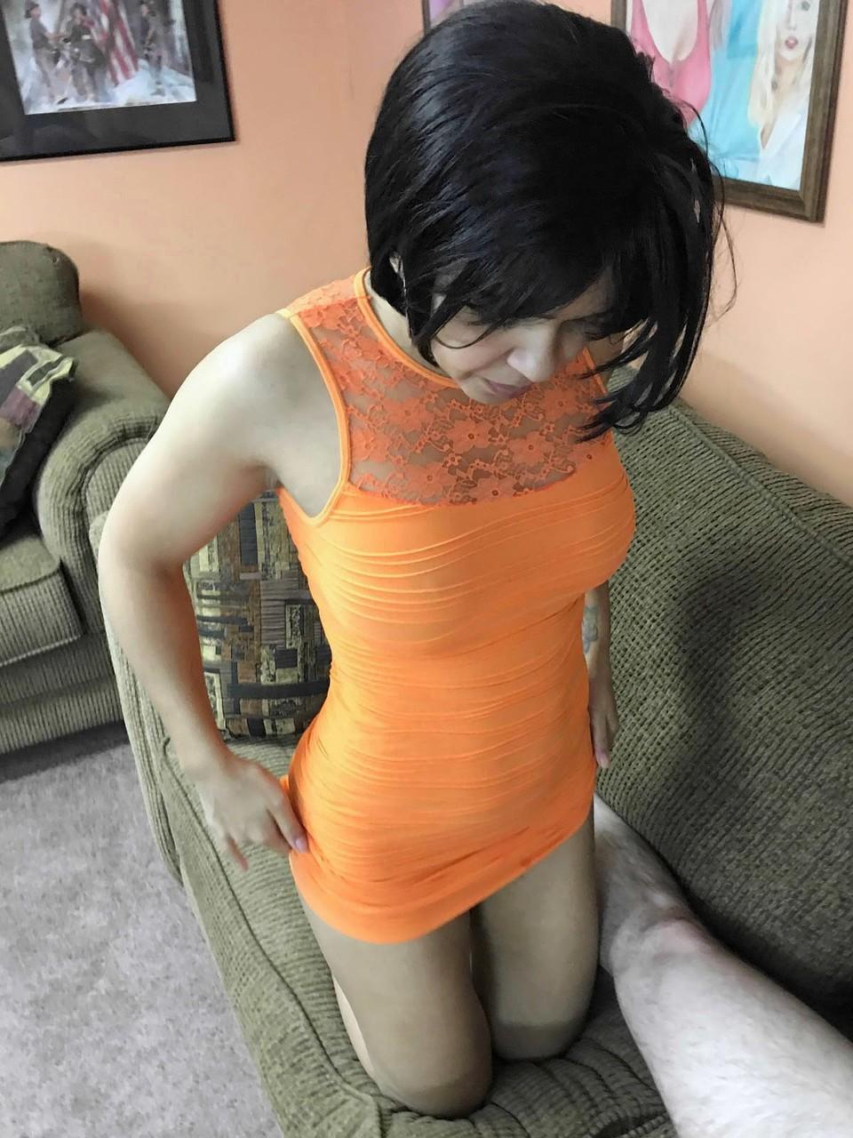 20P A amadora sexy Charli Chavez dá a Logan Drake um boquete POV orgástico