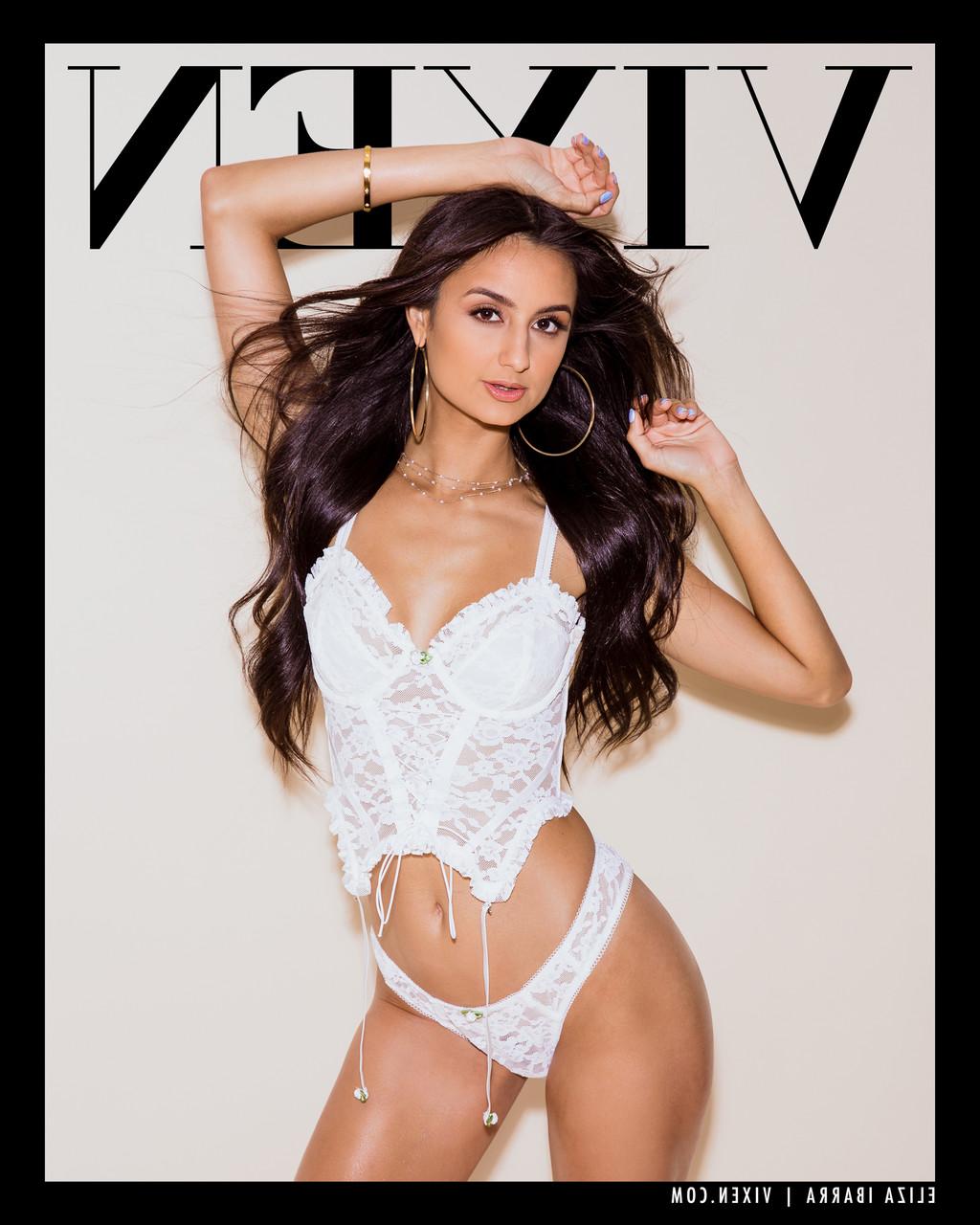 20P A adolescente americana sexy Eliza Ibarra gosta de uma ótima foda por trás